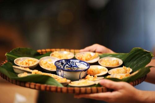 Makanan di atau berdekatan hotel