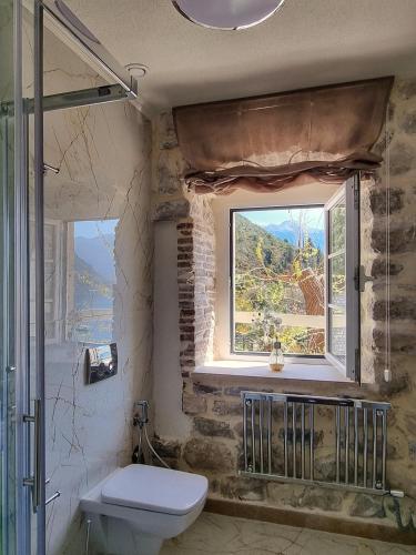 Un baño de Casa Vita Nova