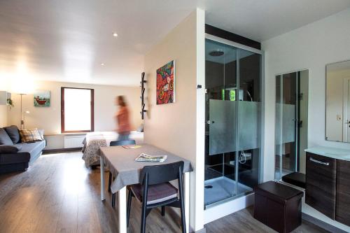 Kuchyň nebo kuchyňský kout v ubytování Vakantieverblijf Volmolen B&B
