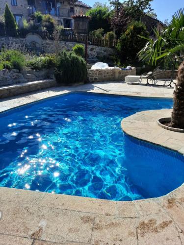 Πισίνα στο ή κοντά στο Apartamentos Alburiña