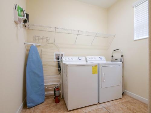 6Br 6Bath Pvt Home Pool 10min Disney 3282ft photo 28