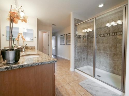 6Br 6Bath Pvt Home Pool 10min Disney 3282ft photo 11