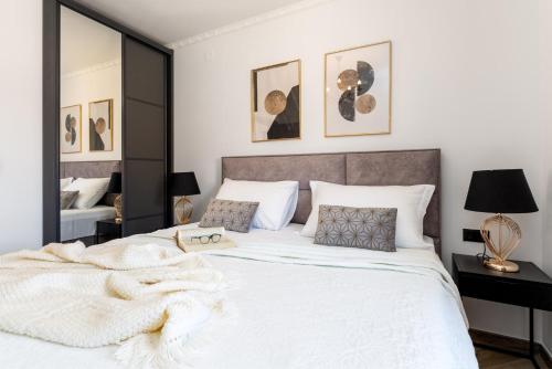 Deluxe apartment Skyline - fantastic sea view near the beach