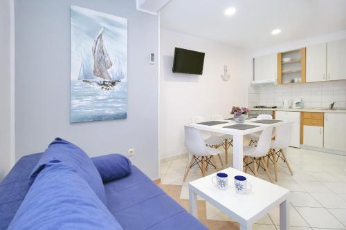 Gallery image of Apartments Miovic in Molunat