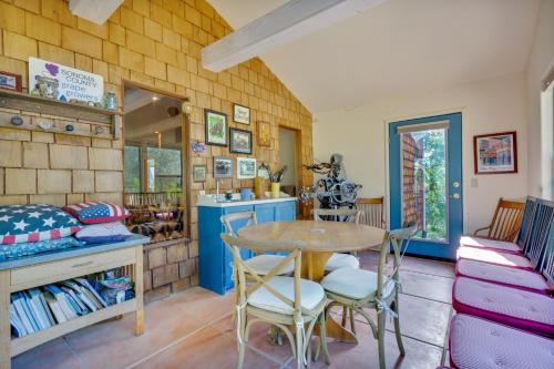 a kitchen with a table and chairs in a room at Healdsburg Home with Magnificent Vineyard View home in Healdsburg