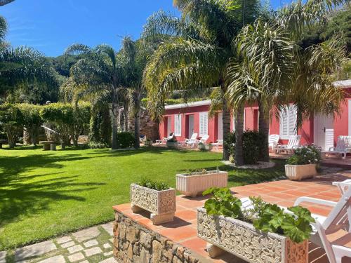 Gallery image of Hotel La Peña in Tarifa