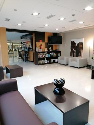 Fotografie z fotogalerie ubytování Hotel Marítimo Ris con garaje v destinaci Noja