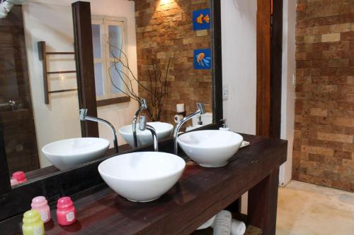 Un baño de Pousada dos Hibiscus