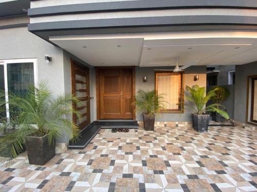 Brand new 3 bedrooms furnished, Upper floor