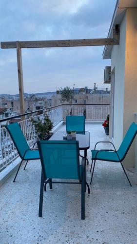 Athenian Sun-Kissed Penthouse with huge Balcony!