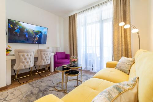 Χώρος καθιστικού στο Belgrade Waterfront Studio Apartment-Supertwins