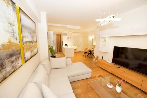 Lotus Corfu Deluxe Apartment, Premium Stay Near Old Town & Sea