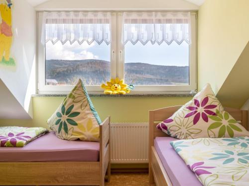 Ruang duduk di Cosy and child-friendly holiday home in the Bavarian Forest