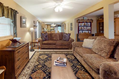 Beach Plum Townhouse – Photos 2
