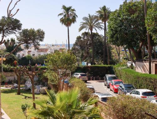 Charming flat in puerto Marina, Benalmadena