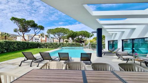 Villa Waterfall - Clever Details, luxury, 5min walking from the center