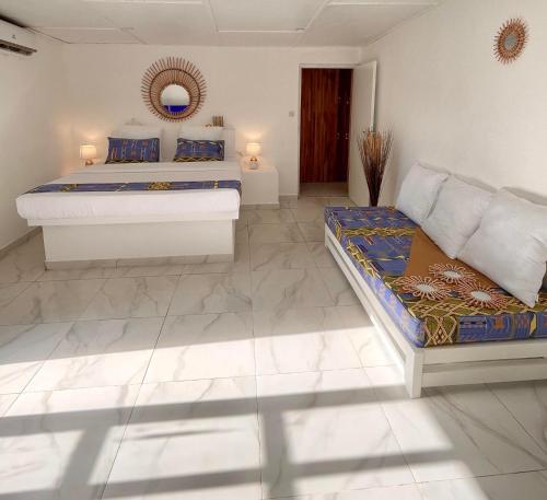 Gallery image of African Queen Lodge in Assinie