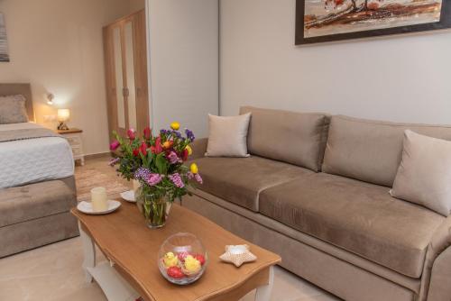 Posezení v ubytování Valentino Luxury Studio in the Heart of Corfu Town