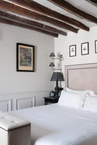 Hotel Saint-Louis en L'Isle - Notre-Dame photo 1