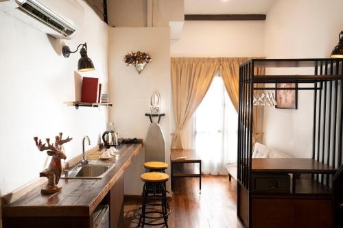 Gallery image of RARE Heritage House in George Town