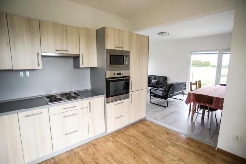 Η κουζίνα ή μικρή κουζίνα στο Apartmány Klimkovice