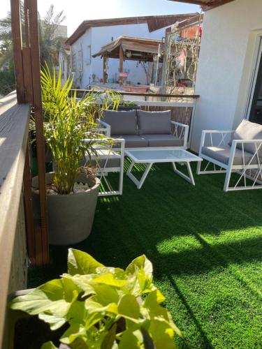 Garður fyrir utan BALCONY HATMARIM