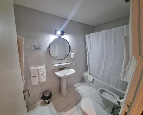 Kúpeľňa v ubytovaní HOTEL REGIS