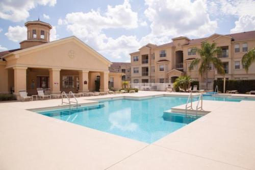 Billede fra billedgalleriet på Revived Condo with Pool and 20 minutes from parks i Davenport