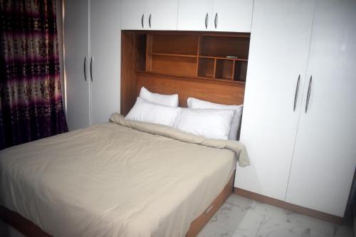 Un ou plusieurs lits dans un hébergement de l'établissement A5 8 At Turtles Beach Hurghada ok holiday homes