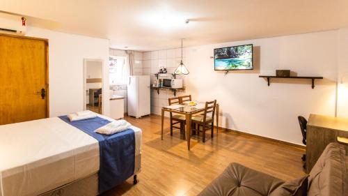 Η κουζίνα ή μικρή κουζίνα στο Hotel Chalet Monet - Granja Vianna