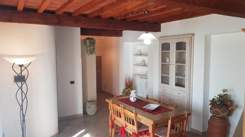 Fotografia z galérie ubytovania Beautiful apartment with exclusive garden and terrace v destinácii Monteverdi Marittimo