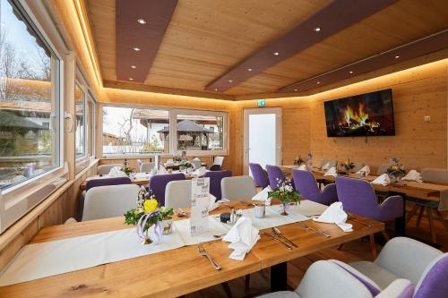 Um restaurante ou outro lugar para comer em Hotel Rupertihof