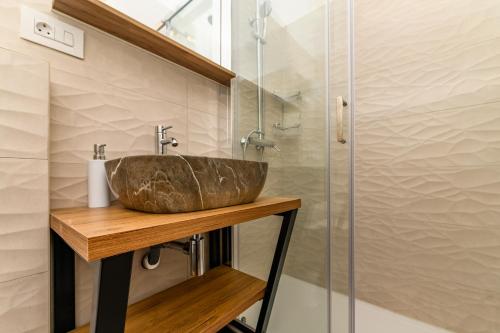 Ένα μπάνιο στο Apartman Paradiso