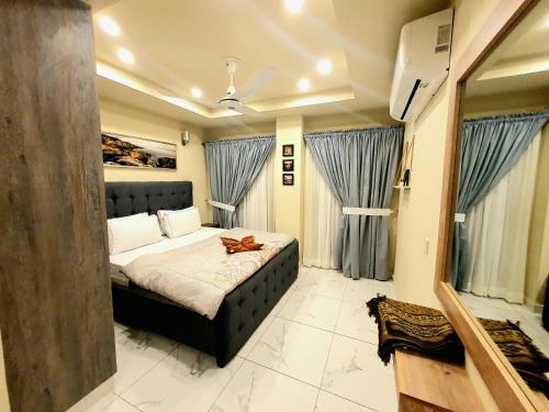 Imagen de la galería de Congenial Cozy Apartments, Bahria Town, Rawalpindi, en Rawalpindi