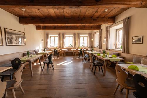 Ristorante o altro punto ristoro di LANDHOTEL ALTE ZOLLSTATION- Historical Building