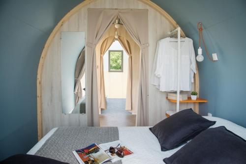 Cama o camas de una habitación en Camping Le Brochet