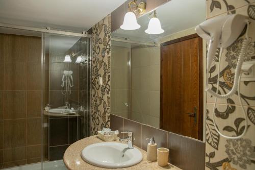 Ένα μπάνιο στο Guesthouse Ourania