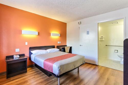 Motel 6-Campbell, CA - San Jose Image