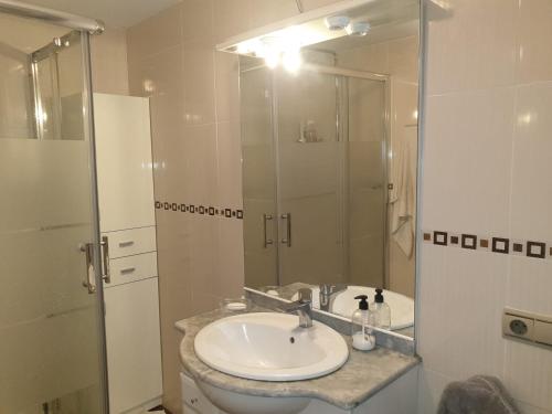 Gallery image of Fuengirola Rooms Boliches Beach in Fuengirola