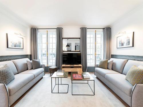LivinParis - Luxury 2 Bedrooms Centre Pompidou