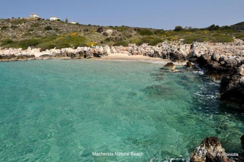 Gallery image of Tersanas Beach Lodges in Tersanas