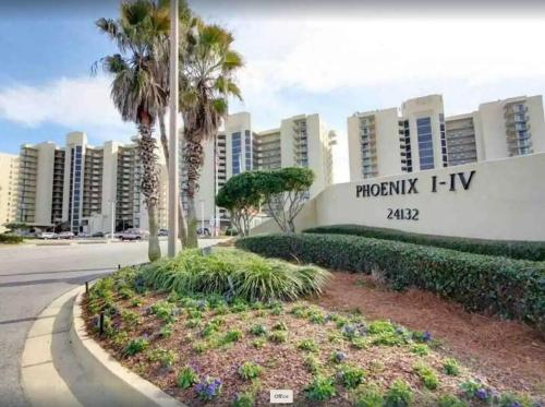 Phoenix 1 Unit 1101 – Photos 3