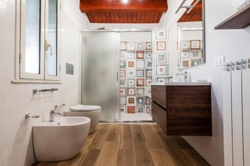 Bathroom sa Valleforno Country House di Charme