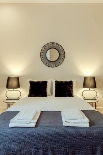 Sunny House - Bright 2 bedroom apartment w/ office
