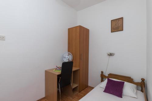 Llit o llits en una habitació de Guest House Bradas