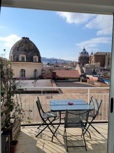Cozy Penthouse in the historic center of Naples