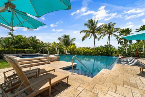 A piscina localizada em Wai'ula'ula A102 ou nos arredores