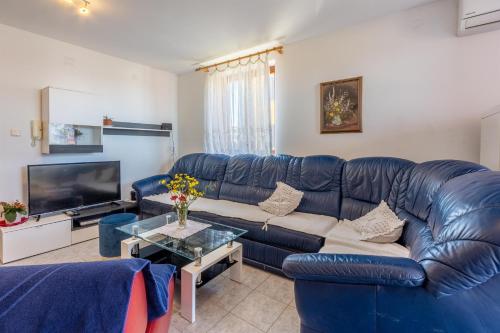 Apartment Besima