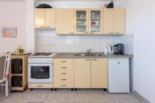 Apartment Besima