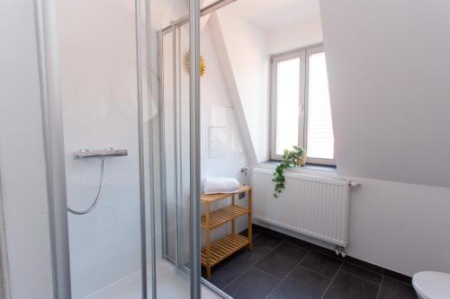 Ένα μπάνιο στο FullHouse - Halle - M14 Apartments - Marketplace - Wonderful View